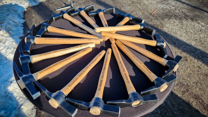 Nejjižnější stavba české E55 a celé české dálniční sítě u hranice zahájena
