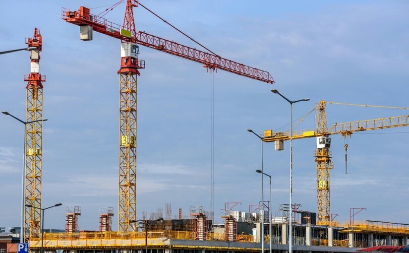 Stavební projekty nabírají zpoždění. Chybí kvalifikovaní pracovníci