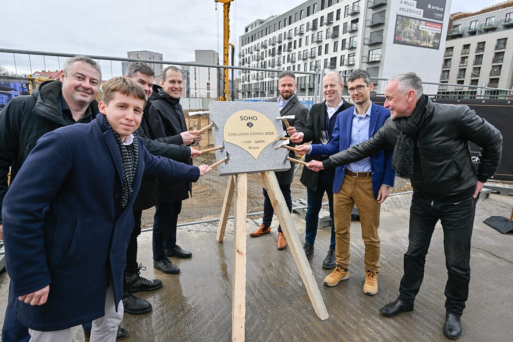 Poklepání základního kamene druhé etapy projektu SO-HO Rezidence